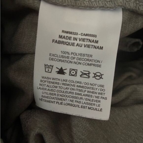 Nike Men's Athletic Shorts in Gray - Picture 8 of 8